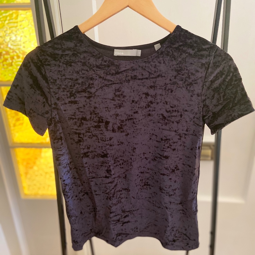 Like-new Vince Black Velvet T-shirt